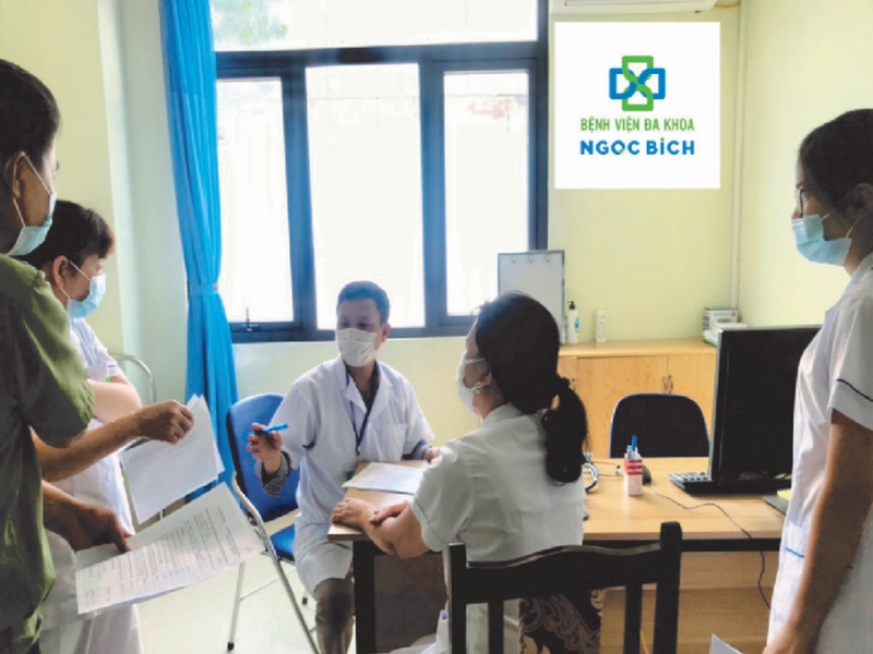 Tiêm phòng Covid-19 cho cán bộ,nhân viên BVDK Ngọc Bích