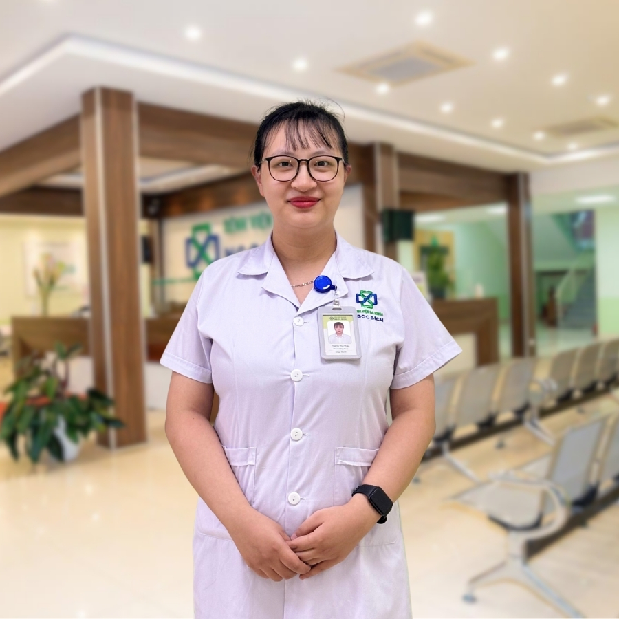 Hoàng Thu Thảo